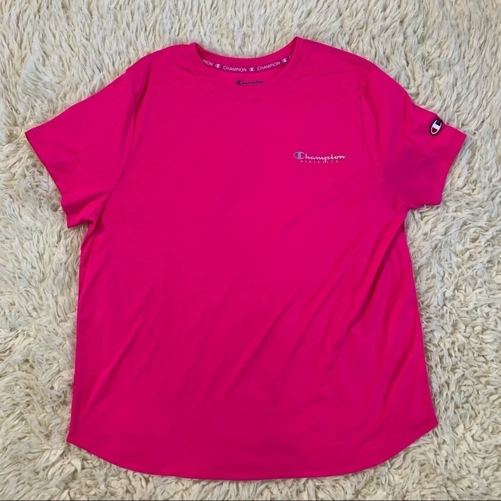 Champion NWT Sport Lightweight Vivid Fuchsia Tee